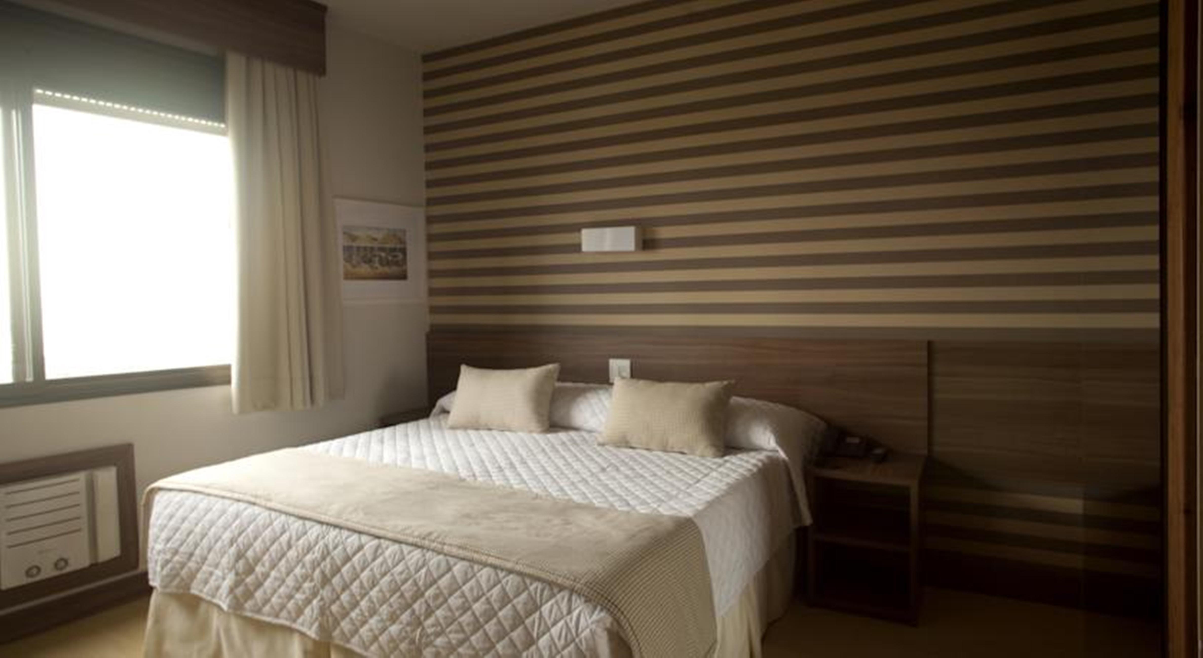 Hotel Continental Business - 200 Metros Do Complexo Hospitalar Santa Casa 3*