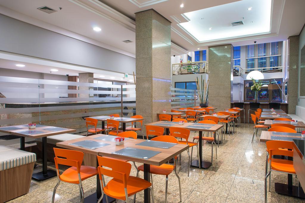 Continental Business - 200 Metros Do Complexo Hospitalar Santa Casa 3* Porto Alegre