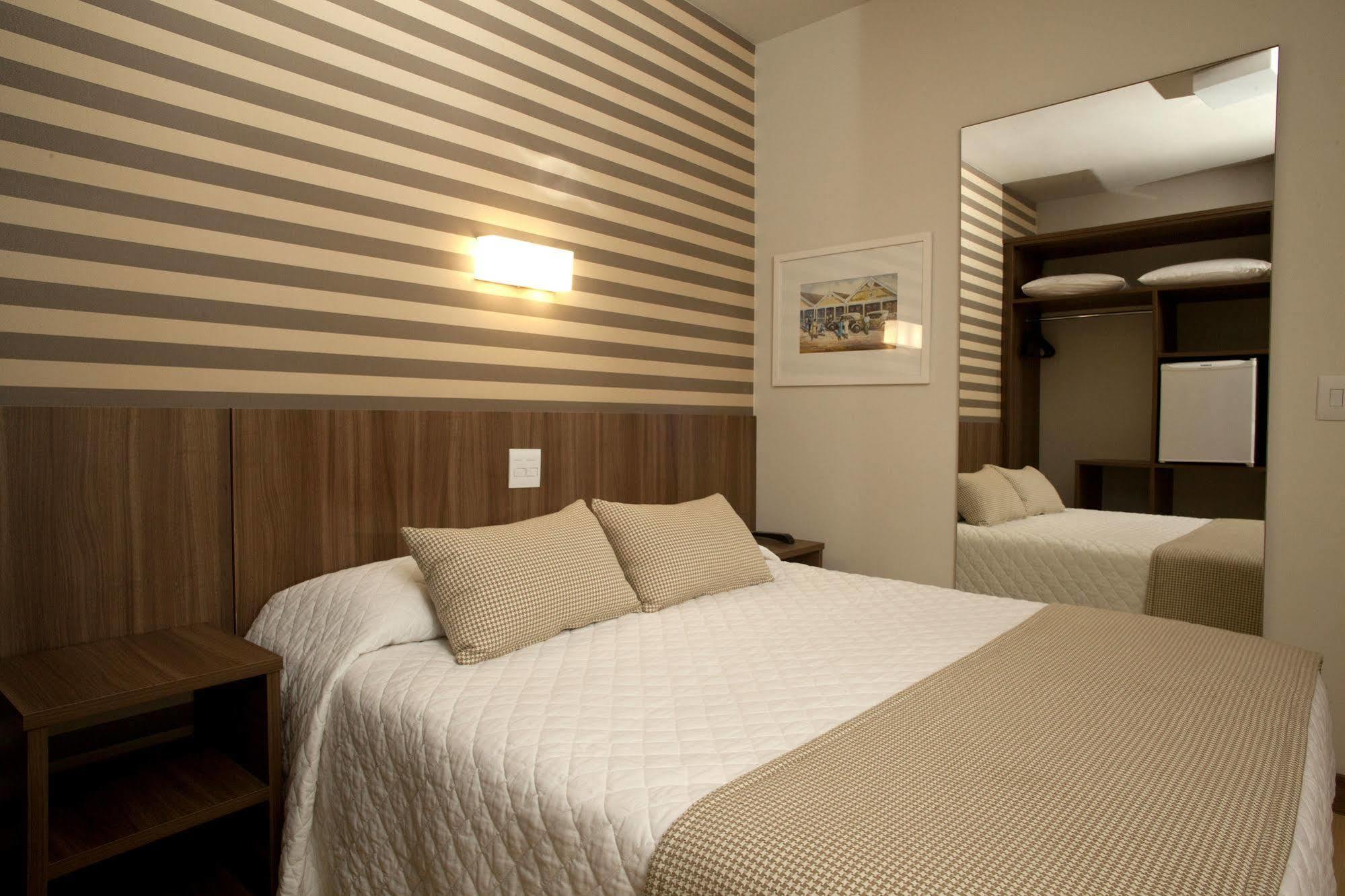 Continental Business - 200 Metros Do Complexo Hospitalar Santa Casa 3*